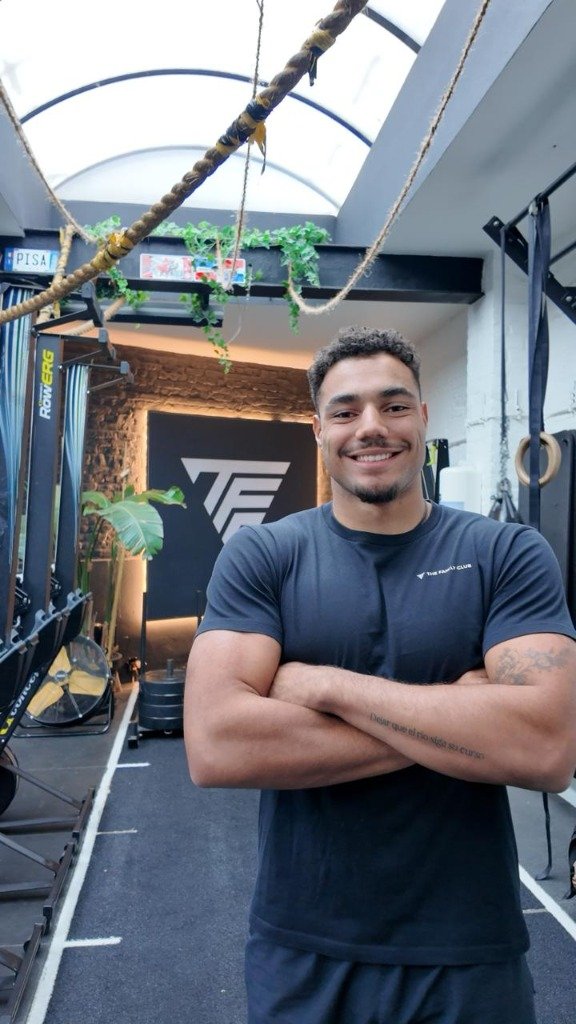 Delis, coach sportif personnel à Bruxelles — TFC Brussels Schaerbeek